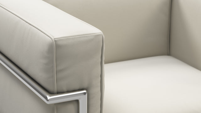 Corbusier - Corbusier Grand Modele Lounge Chair, Cream Vegan Leather