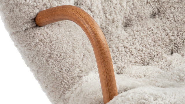 Clam - Clam Chair, Soft Gray Luxe Sheepskin