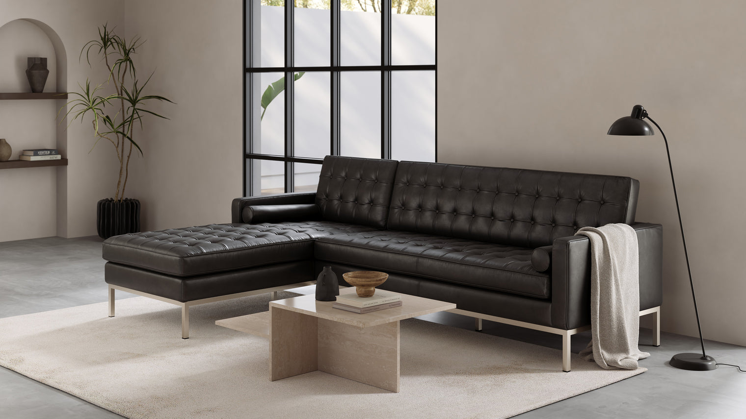 TIMELESS MODERNISM | The Florence Sofa embodies the essence of mid-20th-century modernism. Its clean lines, balanced proportions, and meticulous attention to detail make it an enduring symbol of design sophistication.
