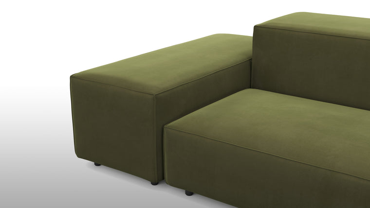 Customizable Configuration | The Extrasoft Sofa is highly adaptable to your unique needs and space. With a variety of modular components, you can tailor the sofa to suit your room's layout and size. Whether you prefer a spacious sectional, a cozy loveseat, or an expansive lounge, this sofa can be configured to match your vision.
