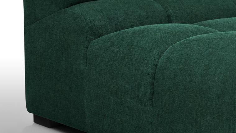 STYLISH SILHOUETTE | Striking the perfect balance between relaxed and refined, the hallmarks of the Tufted are its restrained curves and contours. Equally at home in contemporary and retro settings, this versatile piece will draw the eye and invite you in.
