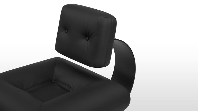 High-End Luxury | Combining form and function, the Alta Lounge Chair delivers ergonomic support and eye-catching design, making it an ideal addition to high-end homes and office spaces.
