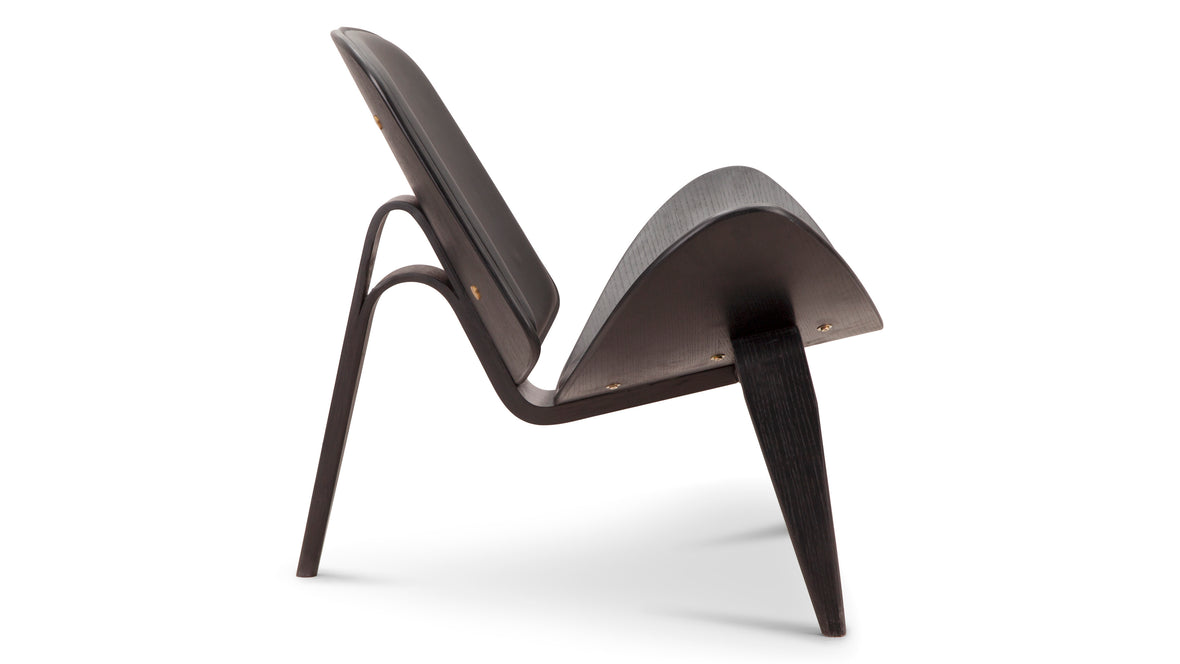 CH07 - CH07 Lounge Chair, Black and Black Premium Leather