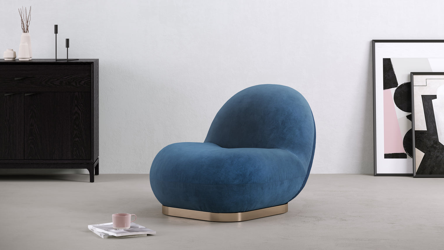 Sitting in the Clouds|Like sitting on clouds, the Palais chair combines organic shapes and an ergonomic design to provide a relaxed yet modern silhouette.

